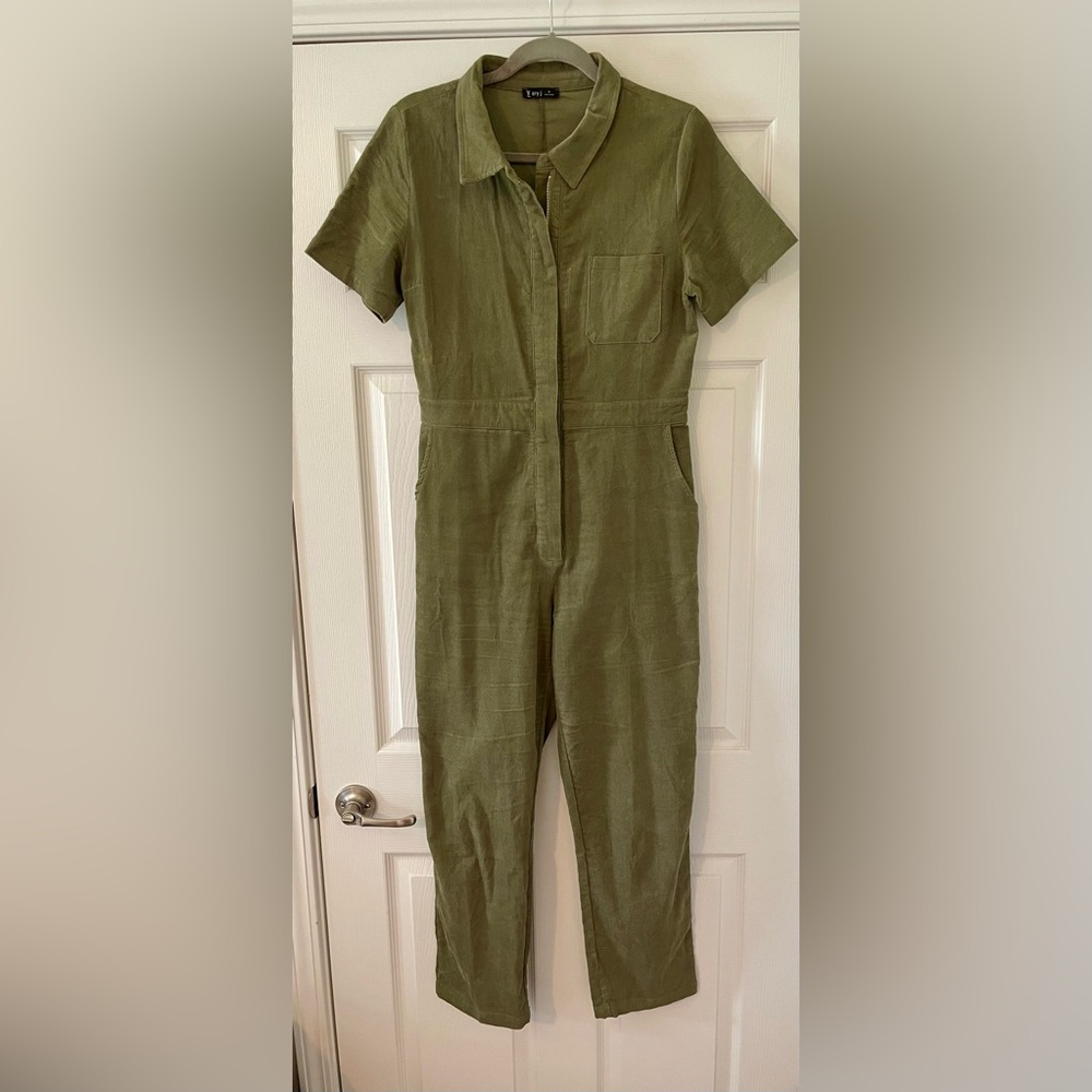Very J Green Corduroy Short Sleeve Zip Up Jumpsuit
